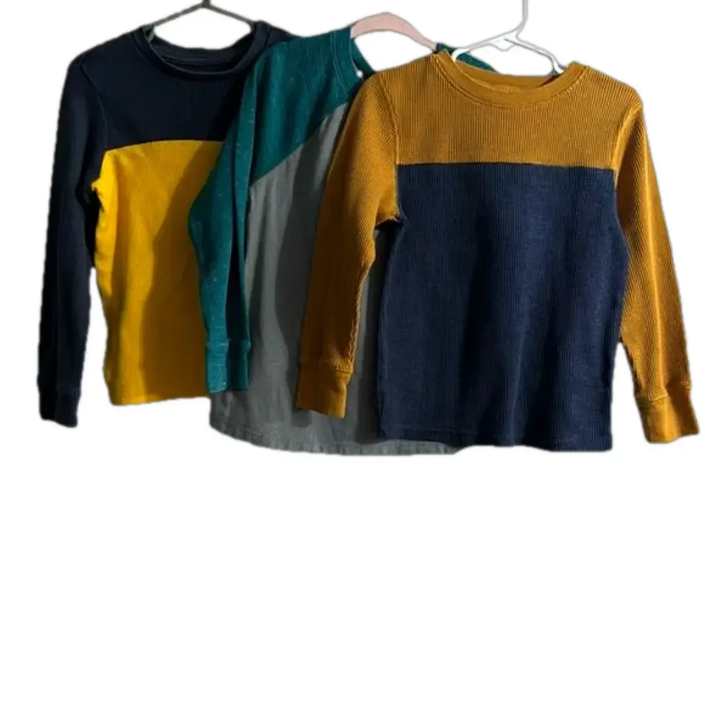 3 long sleeve shirts